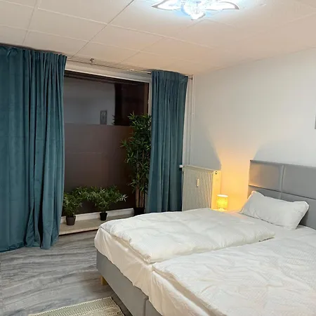 Apartmenthaus Doebeln Zentrum 01