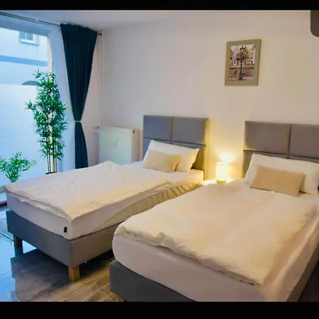 Apartmenthaus Zentrum 01 * Döbeln